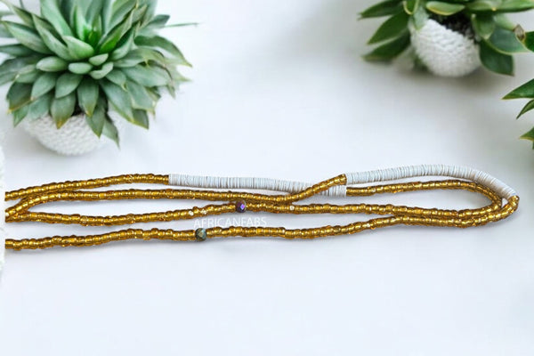 Perlas de cintura / Cadena de cadera africana - Osi - Blanco / dorado (Cordón tradicional no elástico)