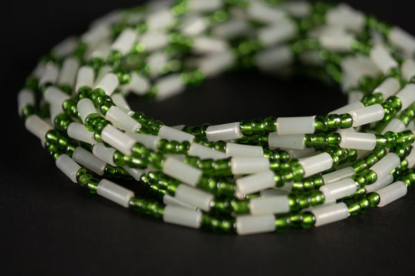 Perlas de cintura / Cadena de cintura africana - EGHE - Verde / blanco (elástico)