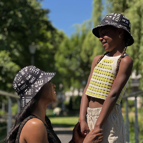 Gorro pescador con estampado africano - Negro, blanco y bogolán - Tallas niños(Unisex)