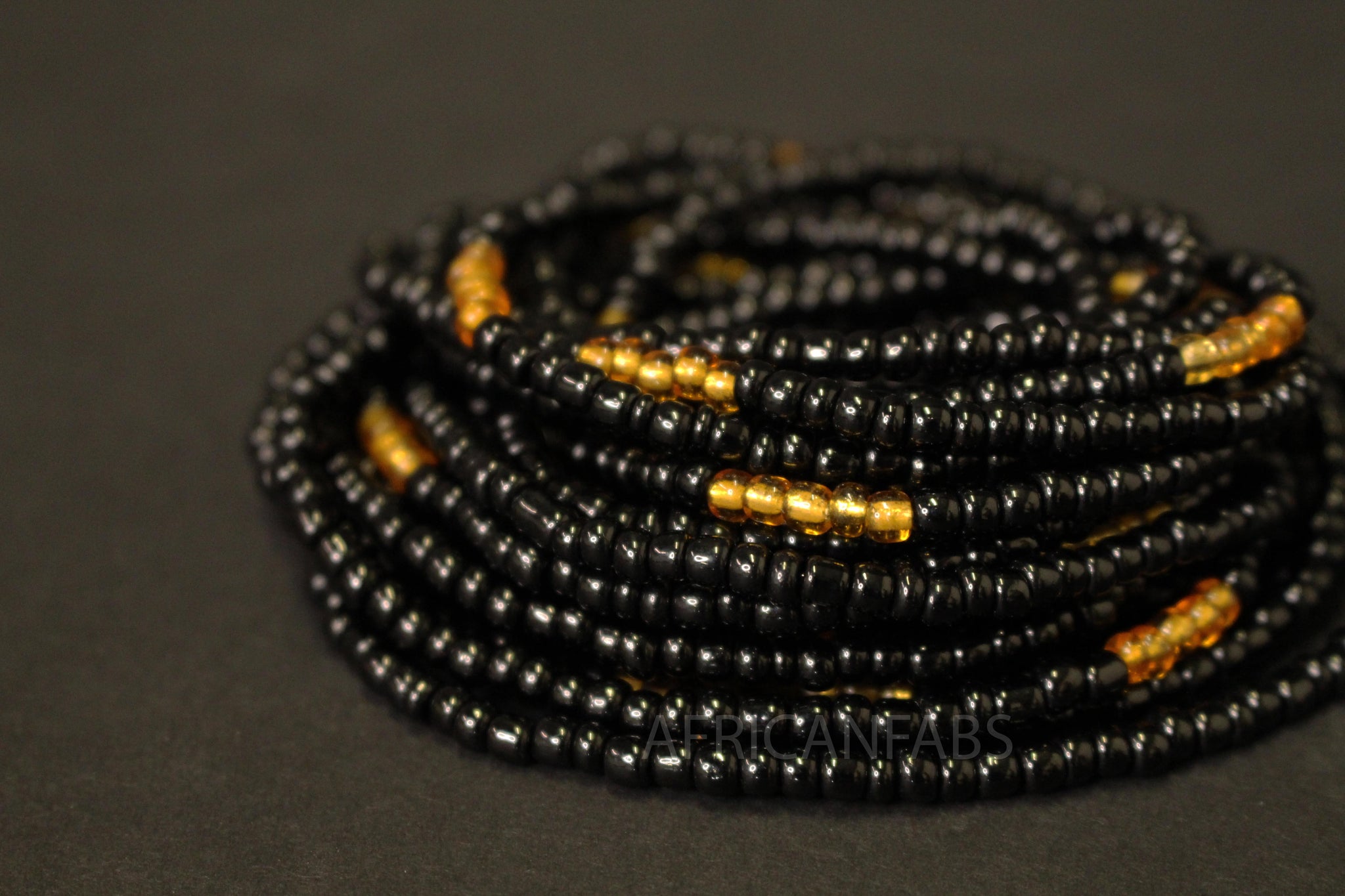Perlas de cintura / Cadena de cintura africana - OSAWE - Negro / dorado (elástico)