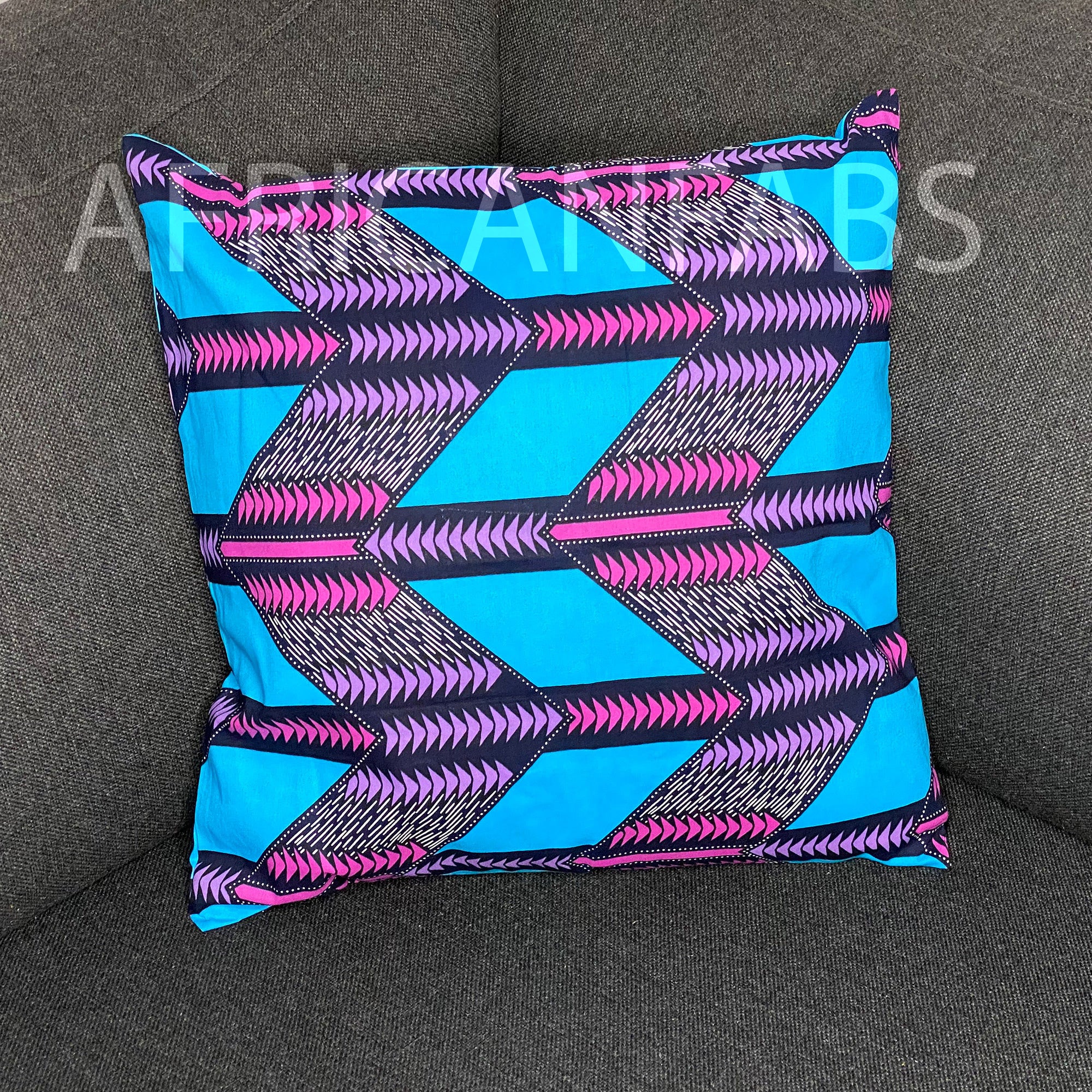 funda de almohada africana | Triángulos rosas - Cojín decorativo 45x45cm - 100% Algodón
